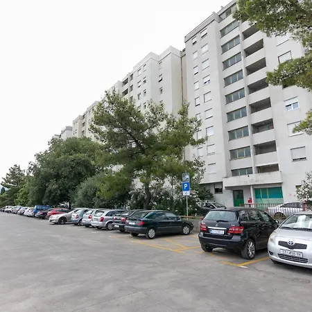 For 2, Balcony, Wi-fi, Public Parking, Private Entrance Appartement *